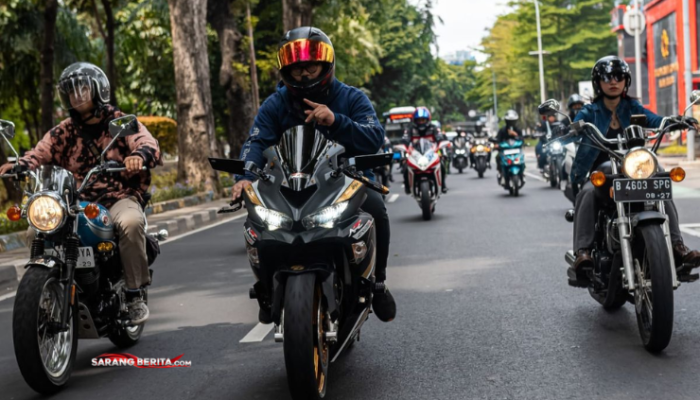 Komunitas Motor Ramaikan IIMS 2025 Lewat Sunmori