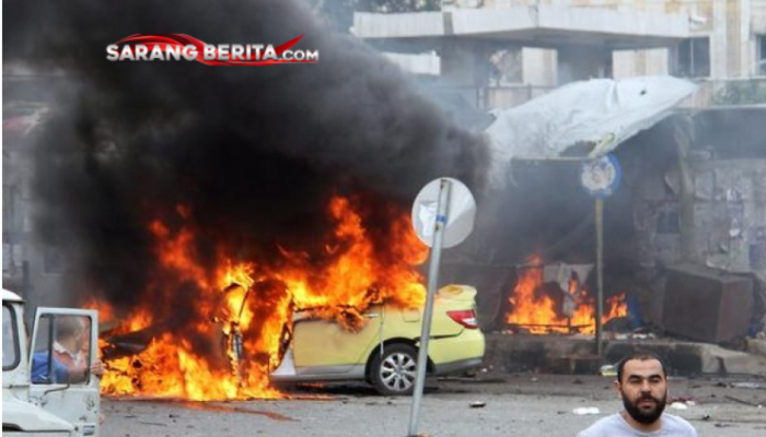 ledakan ledakan bom mobil Mobil di Suriah: 15 Orang Tewas, Serangan Mematikan di Manbij