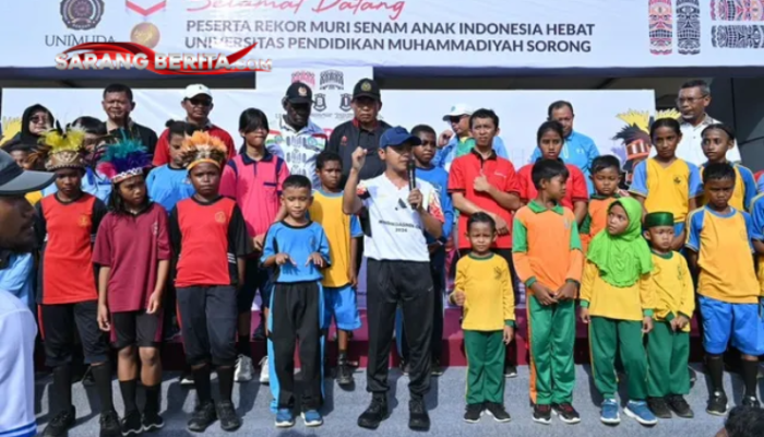 Senam Anak Indonesia Hebat Pecahkan Rekor MURI di Papua
