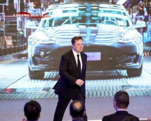 Dukung Elon Musk, Donald Trump Beli Mobil Tesla