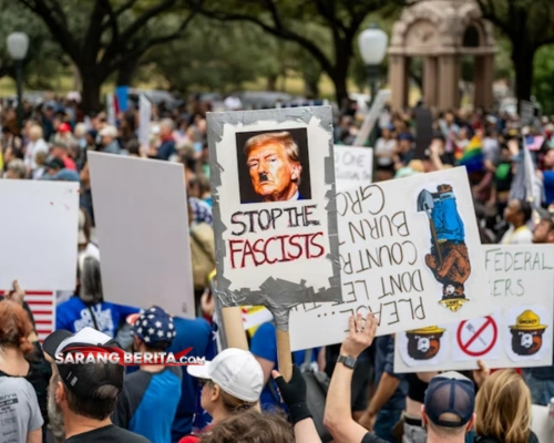 Ribuan Warga AS Turun ke Jalan! Gelombang Protes Lawan Trump Makin Membara
