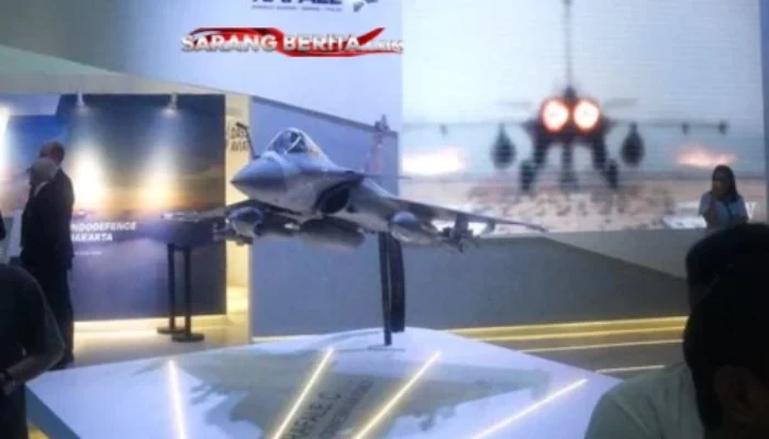 Aksi Seru! Denwalsus Kemhan Pukau Pengunjung di Indo Defence Expo 2025