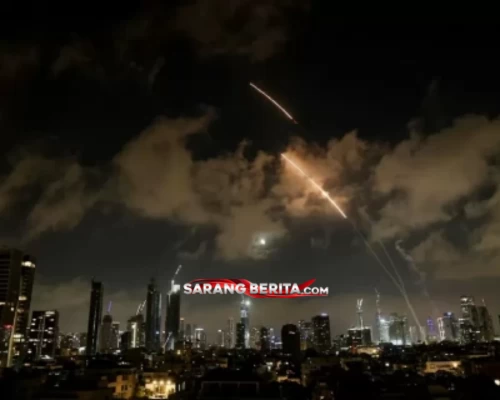 AS Bantu Israel Serang Iran: 4 Dampak Perang Besar Mengintai di 2025!