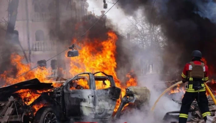 Rusia Bombardir Kyiv dengan Rudal dan Drone, Korban Jiwa Bertambah